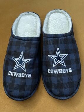 DALLAS COWBOYS NFL Slippers by FOCO L (11-12) NWOT